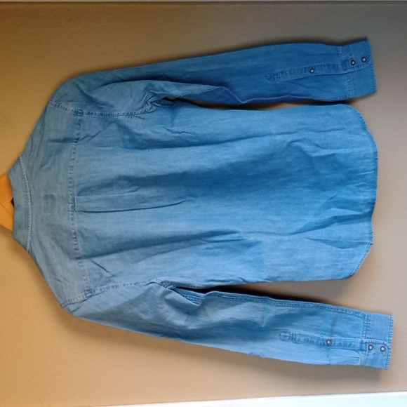 Untickit Chambre Button Front Long Sleeve Collard Denim Style Shirt Size 2 - Picture 6 of 7